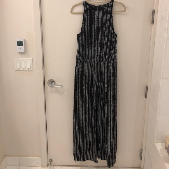 Club Monaco Jumpsuit - Picture 3 of 6